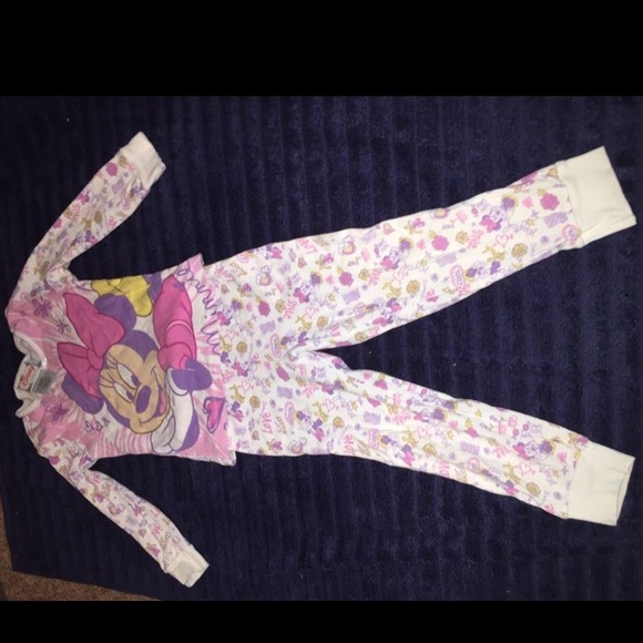 Disney Minnie Mouse size 4 2-piece pajama set - Picture 1 of 4